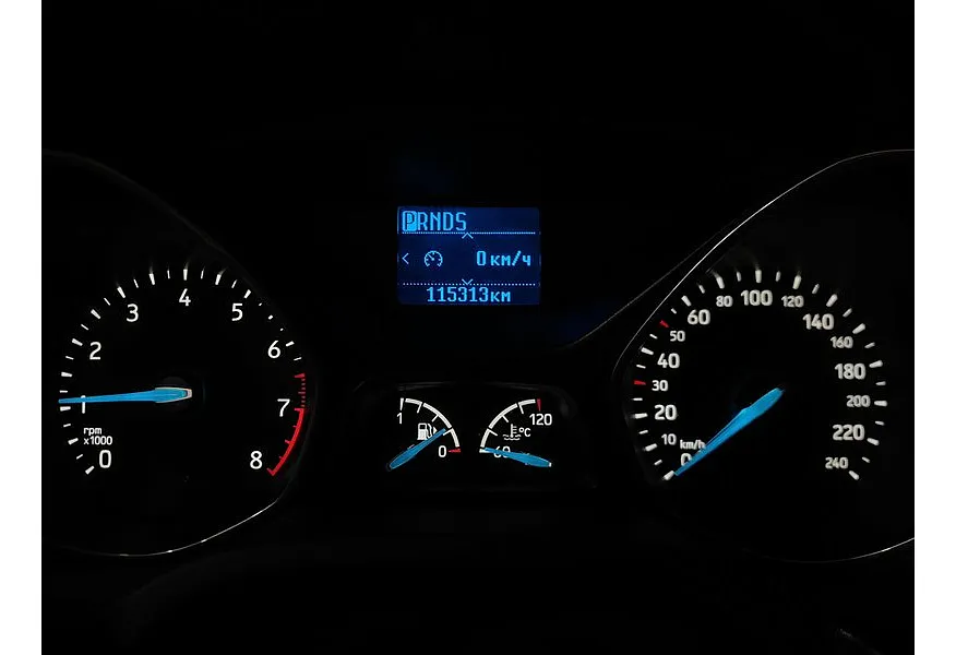 Ford Focus 1.6 PowerShift (105 л.с.) Trend Белый в АВИЛОН. Слайд №17