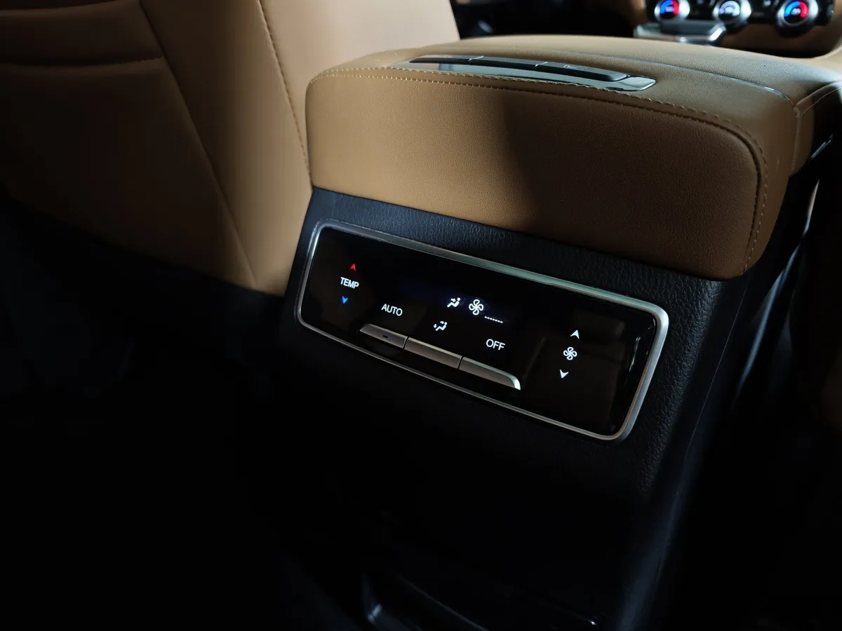 Changan CS95 2.0 AT 4WD (226 л.с.) Tech Белый в АВИЛОН. Слайд №27