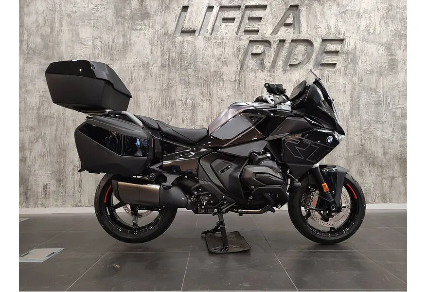 BMW Motorrad R 1300 RT 1300 см³ (145 л.с.) (145) 1300 Черный в АВИЛОН. Слайд №4