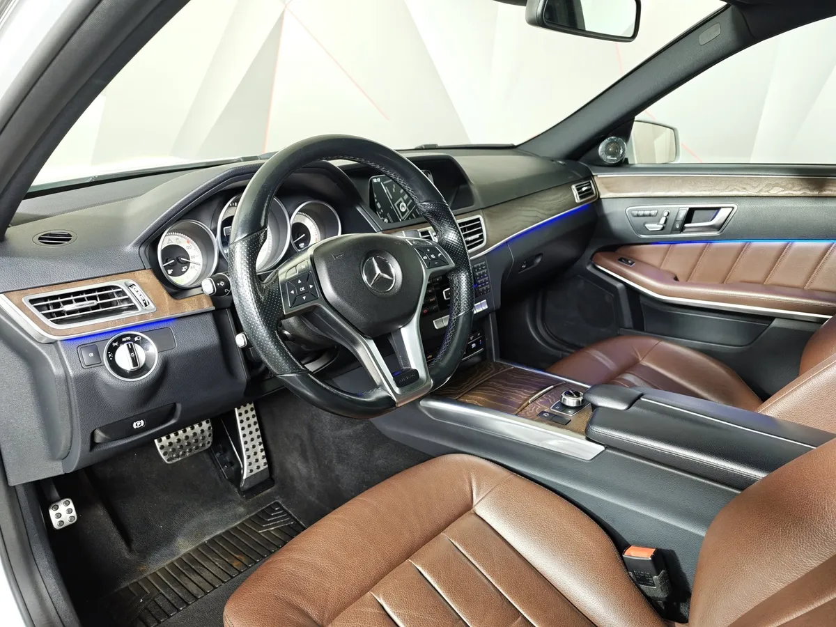 Mercedes-Benz E-Класс E 300 7G-Tronic Plus 4Matic (249 л.с.) Белый в АВИЛОН. Слайд №19