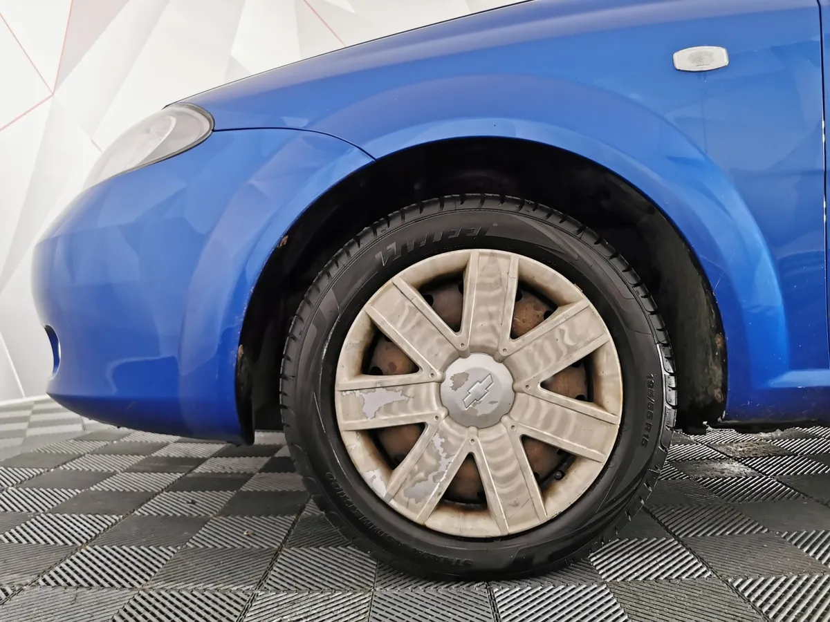 Chevrolet Lacetti 1.6 MT (109 л.с.) Platinum Синий в АВИЛОН. Слайд №9
