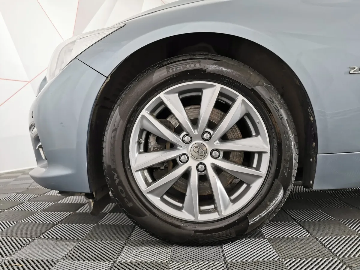 Infiniti Q50 2.0 T AT (211 л.с.) Серый в АВИЛОН. Слайд №9