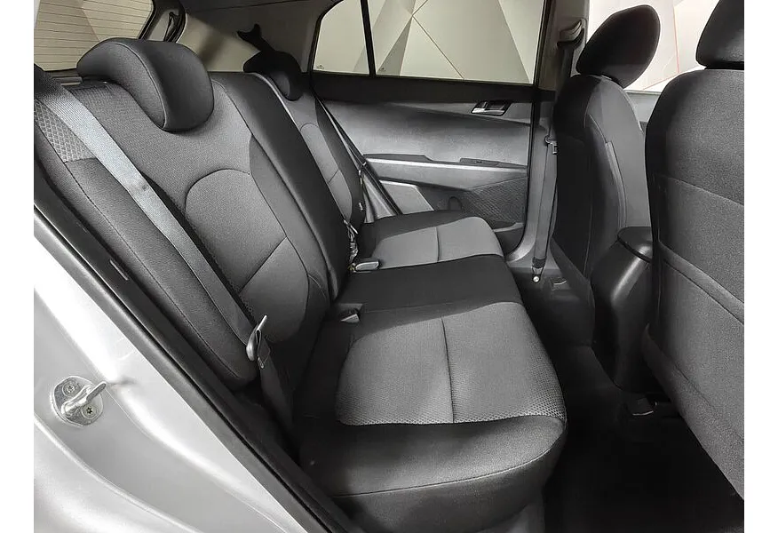 Hyundai Creta 1.6 AT AWD (121 л.с.) Travel Серебристый в АВИЛОН. Слайд №14