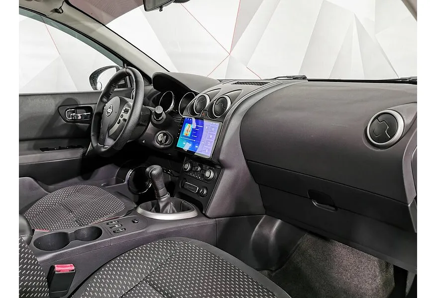 Nissan Qashqai 1.6 MT FWD (115 л.с.) Серый в АВИЛОН. Слайд №13