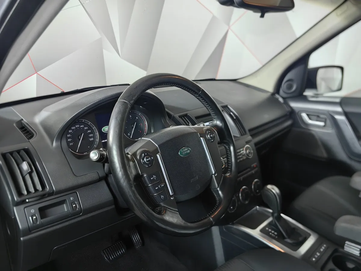 Land Rover Freelander 2.2 TD4 AT 4WD (150 л.с.) Серый в АВИЛОН. Слайд №19