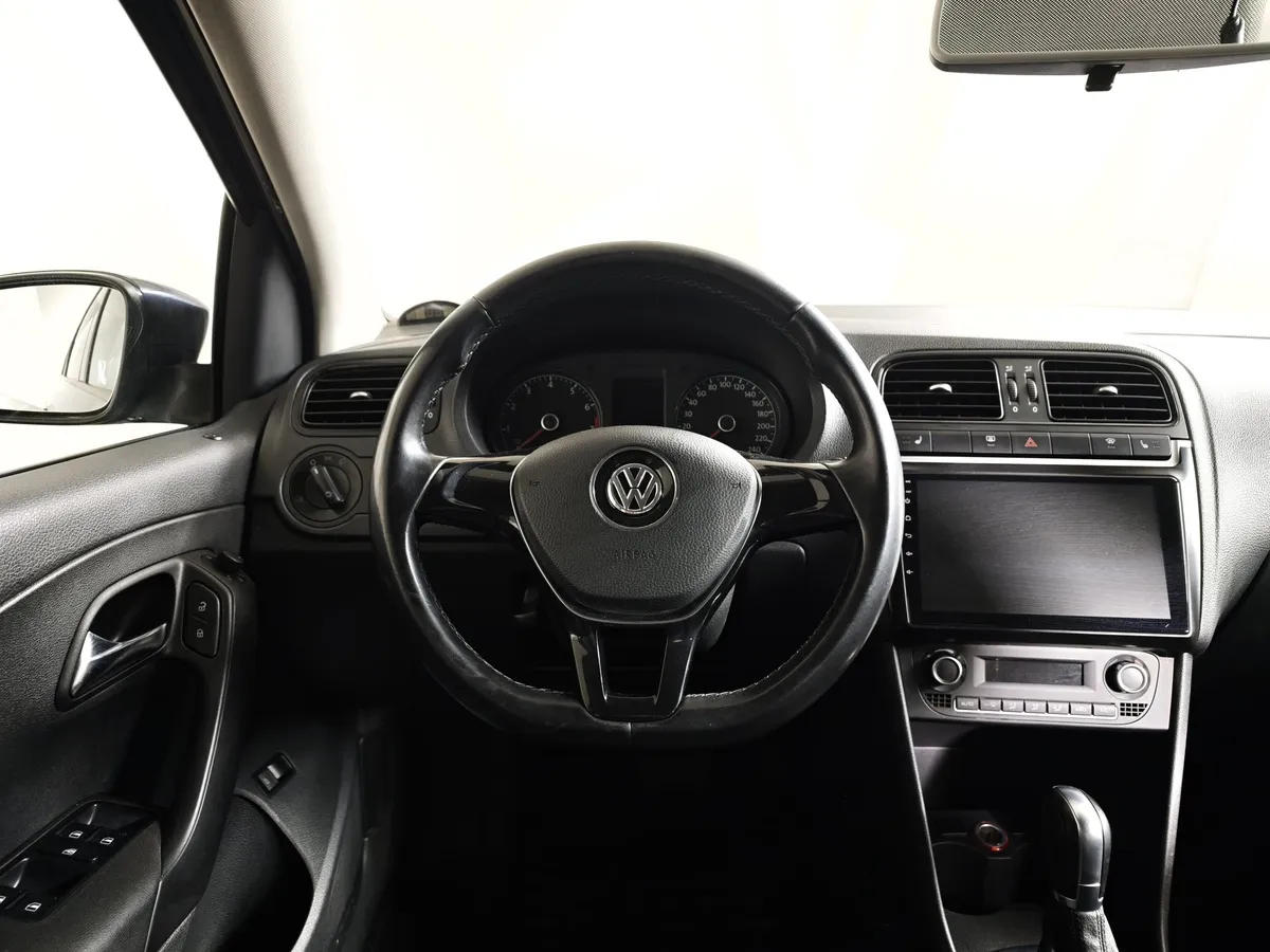 Volkswagen Polo 1.6 Tiptronic (105 л.с.) Comfortline Синий в АВИЛОН. Слайд №19