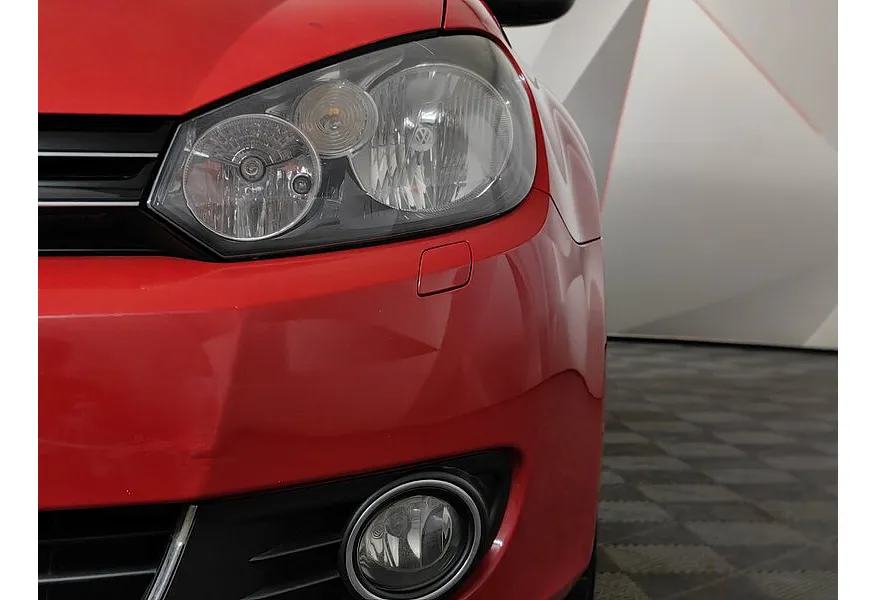 Volkswagen Golf 1.4 TSI DSG (122 л.с.) Trendline Красный в АВИЛОН. Слайд №10