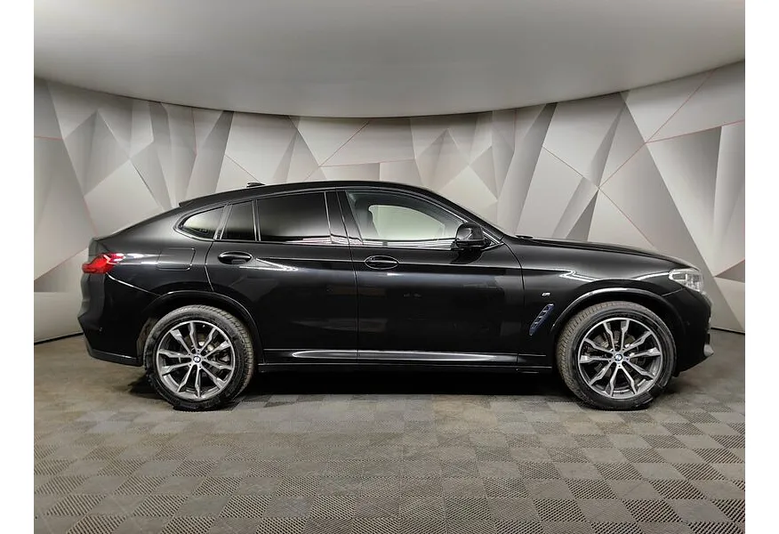 BMW X4 xDrive20d Steptronic (190 л.с.) M Sport Черный в АВИЛОН. Слайд №6