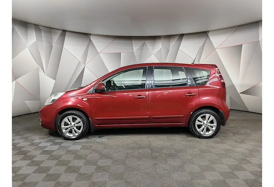 Nissan Note 1.6 AT (110 л.с.) Luxury Красный в АВИЛОН. Слайд №5