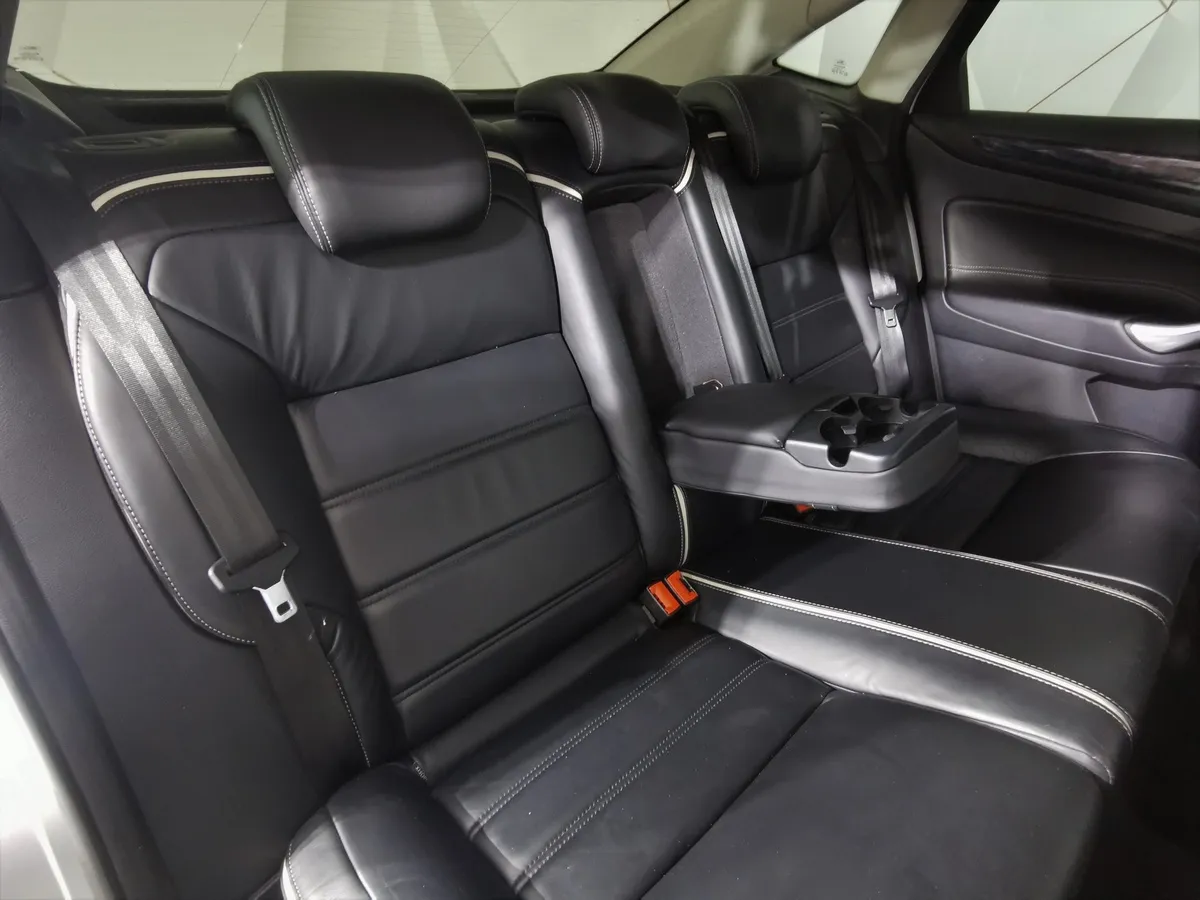 Ford Mondeo 2.0 EcoBoost PowerShift (200 л.с.) Titanium Black Серебристый в АВИЛОН. Слайд №16