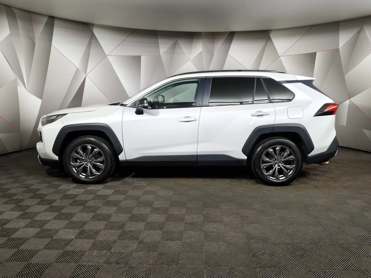 Toyota RAV4 2.0i CVT AWD (171 л.с.) Fashion Plus Белый в АВИЛОН. Слайд №5