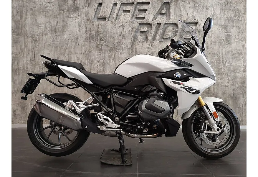 BMW Motorrad R 1250 RS R 1250 RS 1254 см³ (136) 1254 Белый в АВИЛОН. Слайд №4