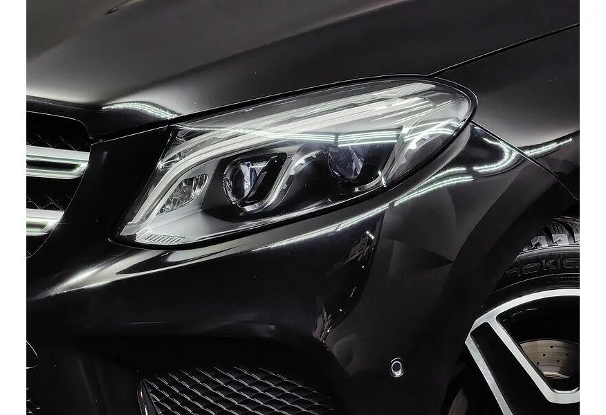 Mercedes-Benz GLE 300 4MATIC 7G-TRONIC Plus (249 л.с.) Grand Edition Черный в АВИЛОН. Слайд №10