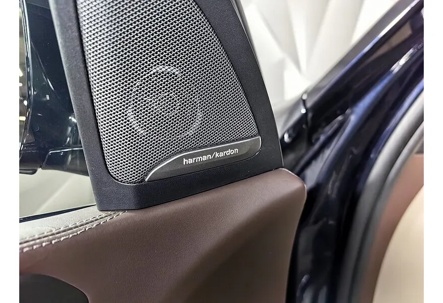 BMW X7 xDrive30d Steptronic (249 л.с.) M Sport Pro Черный в АВИЛОН. Слайд №16