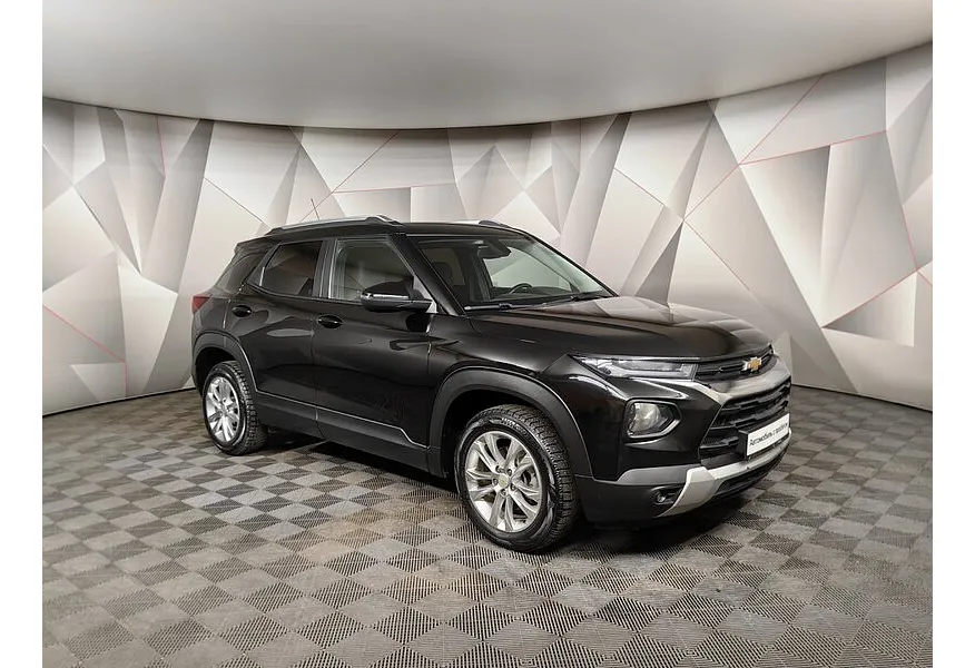 Chevrolet TrailBlazer 1.3 Turbo AT 4WD (150 л.с.) LT Черный в АВИЛОН. Слайд №3