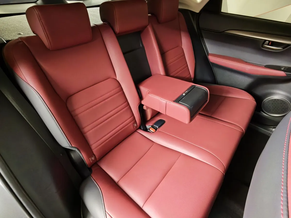 Lexus NX 300 AT AWD (238 л.с.) Серый в АВИЛОН. Слайд №17