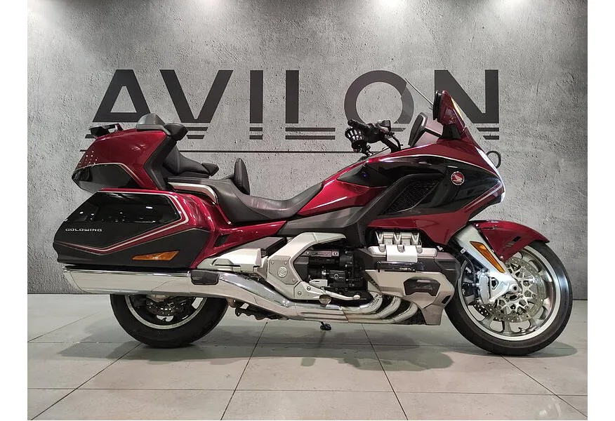 Honda GL1800 1833 см³ (126 л.с.) 1833 Красный в АВИЛОН. Слайд №3