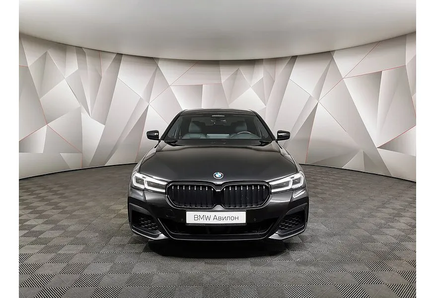 BMW 5 серия 530i xDrive Steptronic (249 л.с.) M Sport Plus Черный в АВИЛОН. Слайд №7