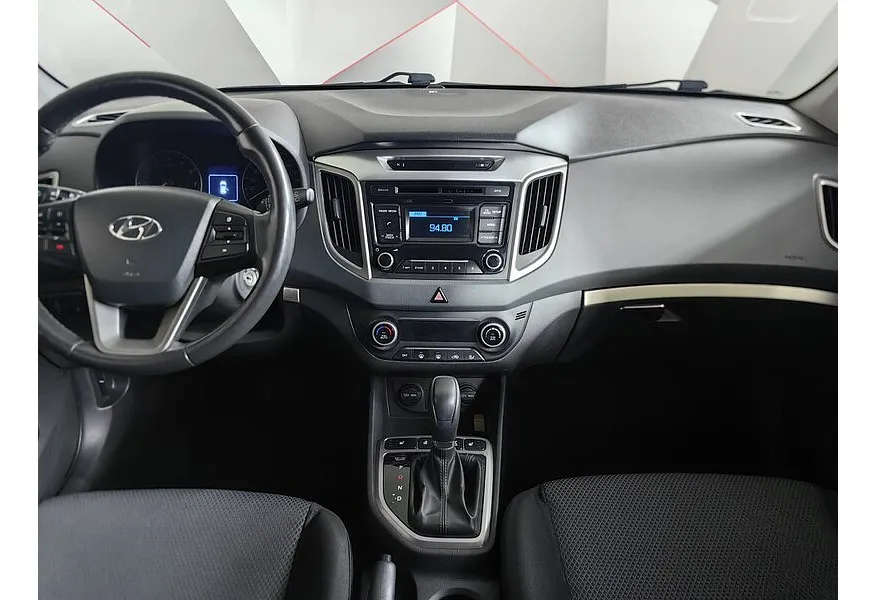 Hyundai Creta 2.0 AT AWD (149 л.с.) Travel Серый в АВИЛОН. Слайд №10