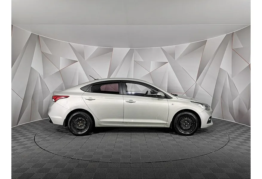 Hyundai Solaris 1.6 AT (123 л.с.) Active Plus Бежевый в АВИЛОН. Слайд №6