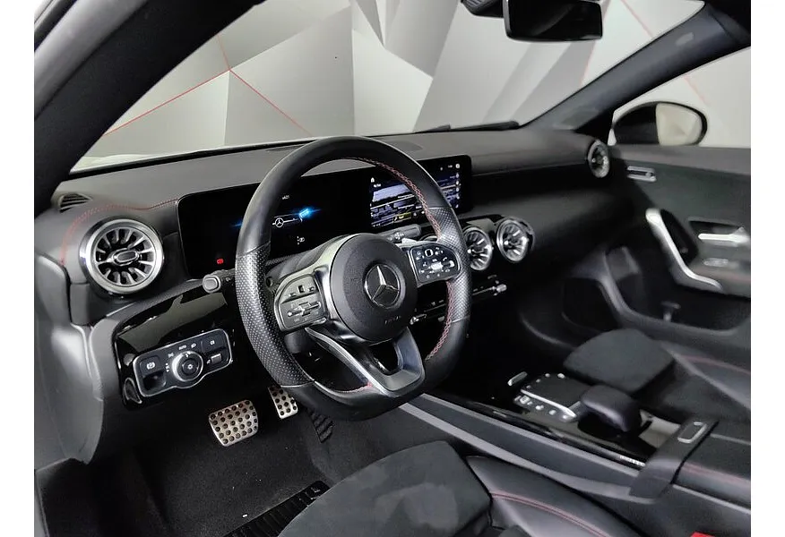 Mercedes-Benz CLA 250 7-G DCT (225 л.с.) Sport Белый в АВИЛОН. Слайд №19