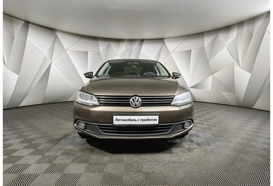 Volkswagen Jetta 1.6 AT (105 л.с.) Comfortline Коричневый в АВИЛОН. Слайд №7