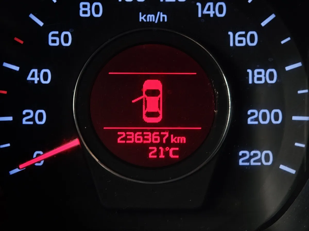 Kia Rio 1.6 6MT (123 л.с.) Синий в АВИЛОН. Слайд №18