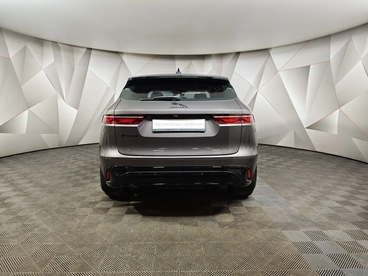 Jaguar F-Pace 2.0P AT AWD (249 л.с.) SE Серый в АВИЛОН. Слайд №8
