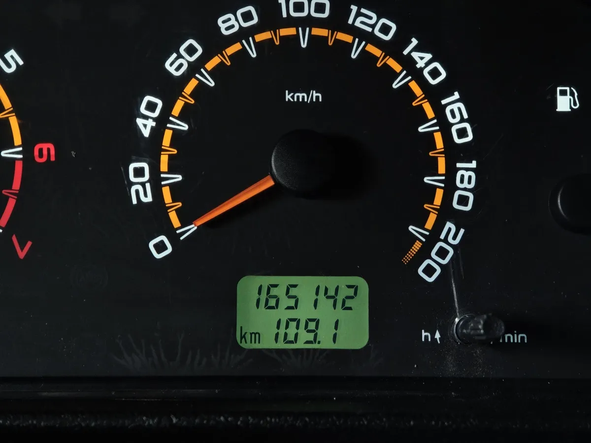 ВАЗ (Lada) 4x4 1.7 MT 8 кл. (Евро-4) (83 л.с.) Зеленый в АВИЛОН. Слайд №15