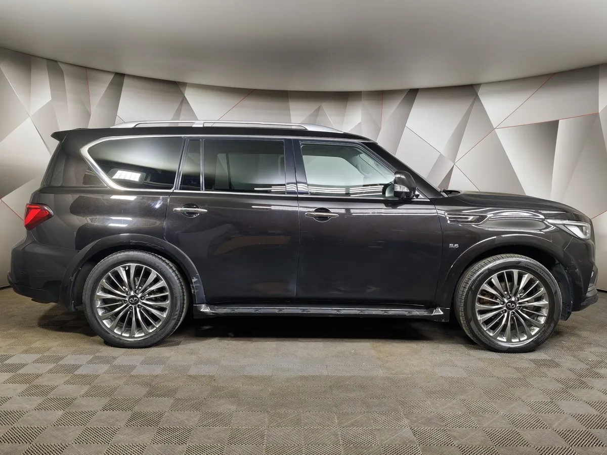 Infiniti QX80 5.6 АТ AWD (405 л.с.) Черный в АВИЛОН. Слайд №6