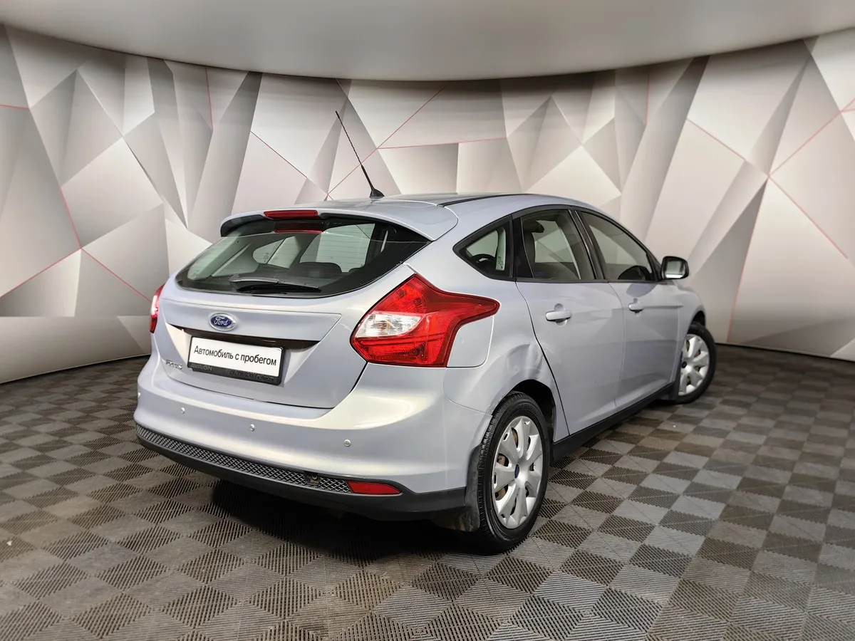 Ford Focus 1.6 Ti-VCT PowerShift (105 л.с.) Trend Голубой в АВИЛОН. Слайд №2
