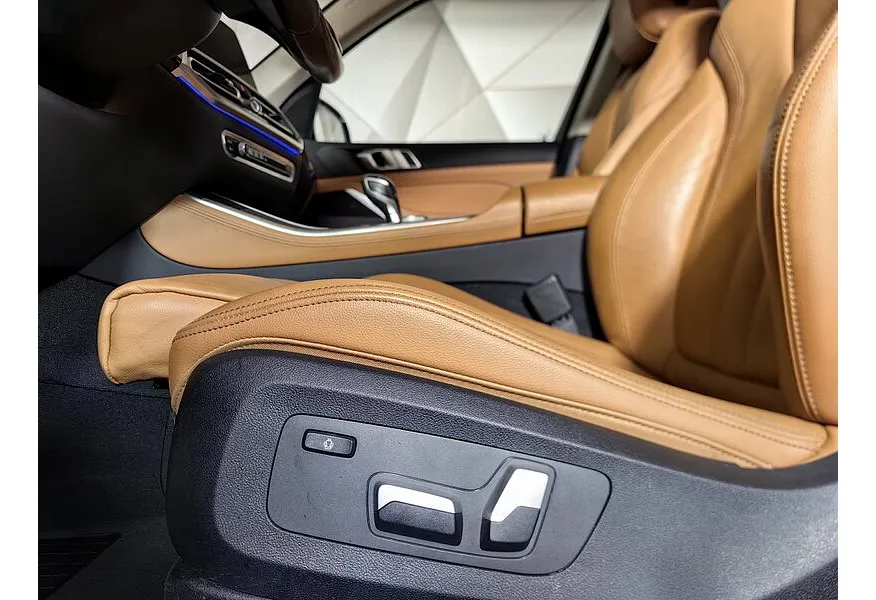 BMW X5 xDrive25d Steptronic (231 л.с.) Business Черный в АВИЛОН. Слайд №19