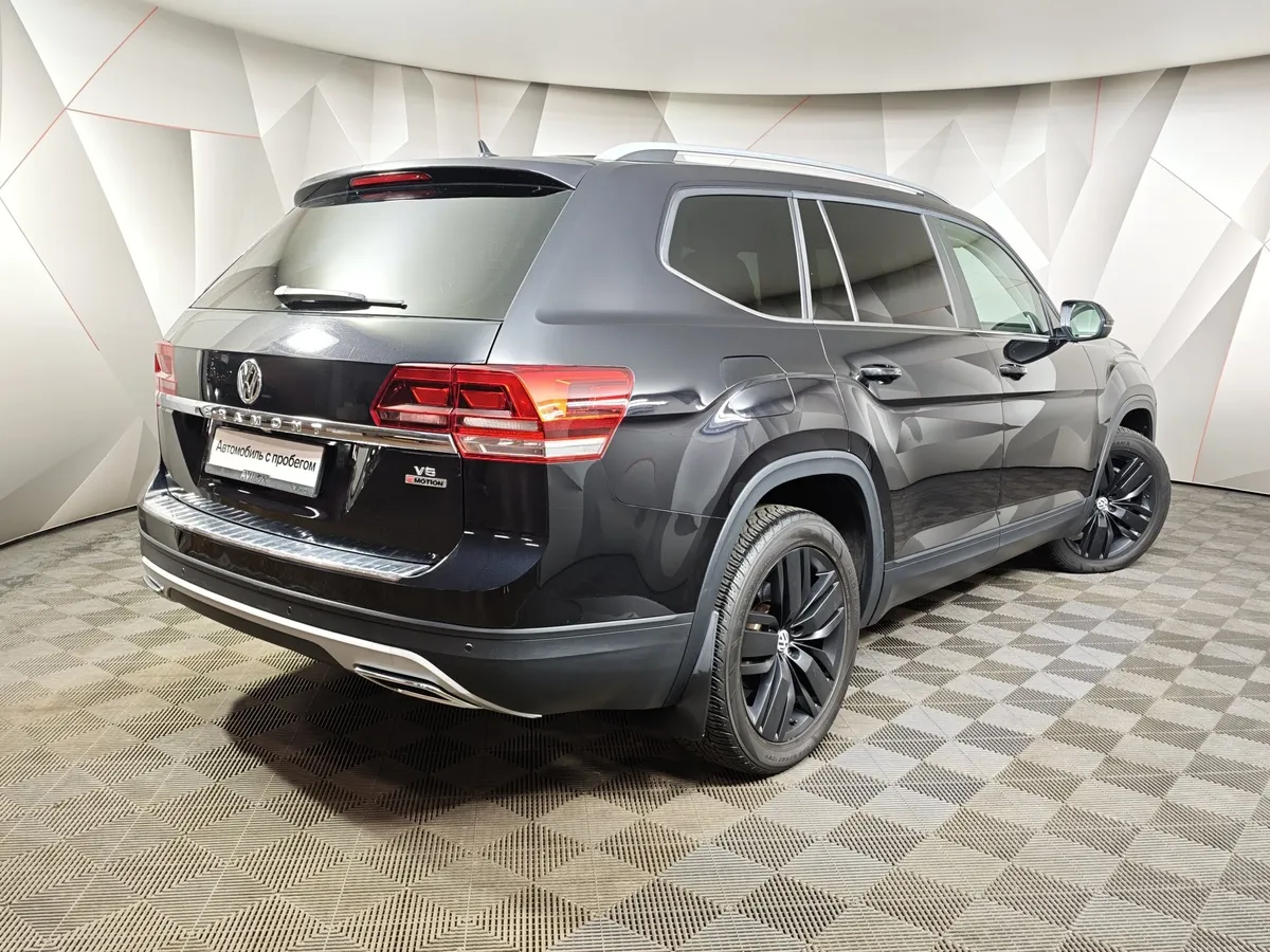 Volkswagen Teramont 3.6 V6 AT 4Motion (249 л.с.) Respect Черный в АВИЛОН. Слайд №2