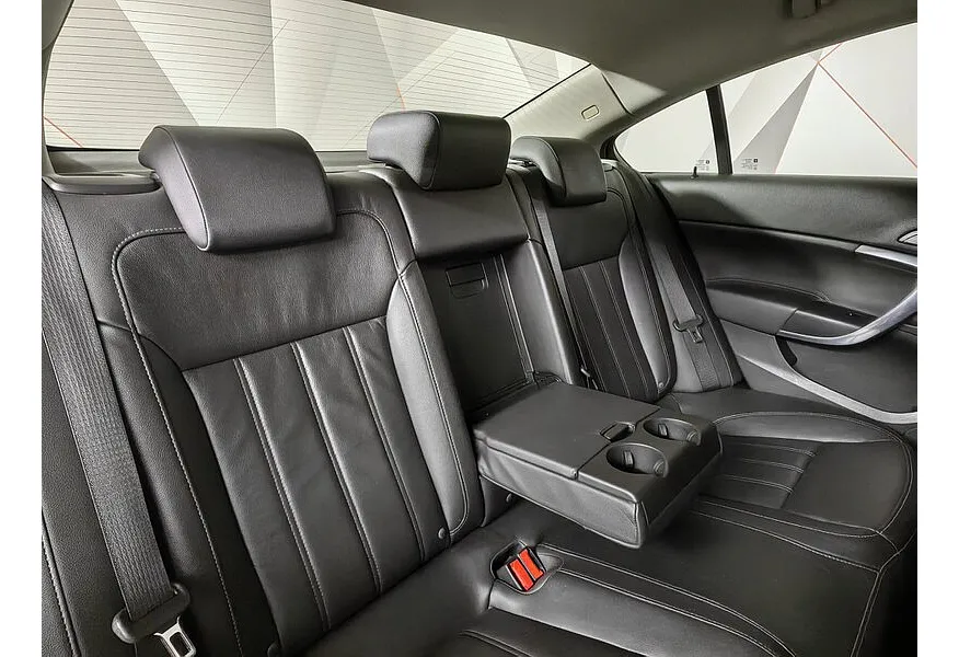 АВИЛОН - Opel Insignia 2.0 CDTI AT (160 л.с.) Active Серебристый - slide 12