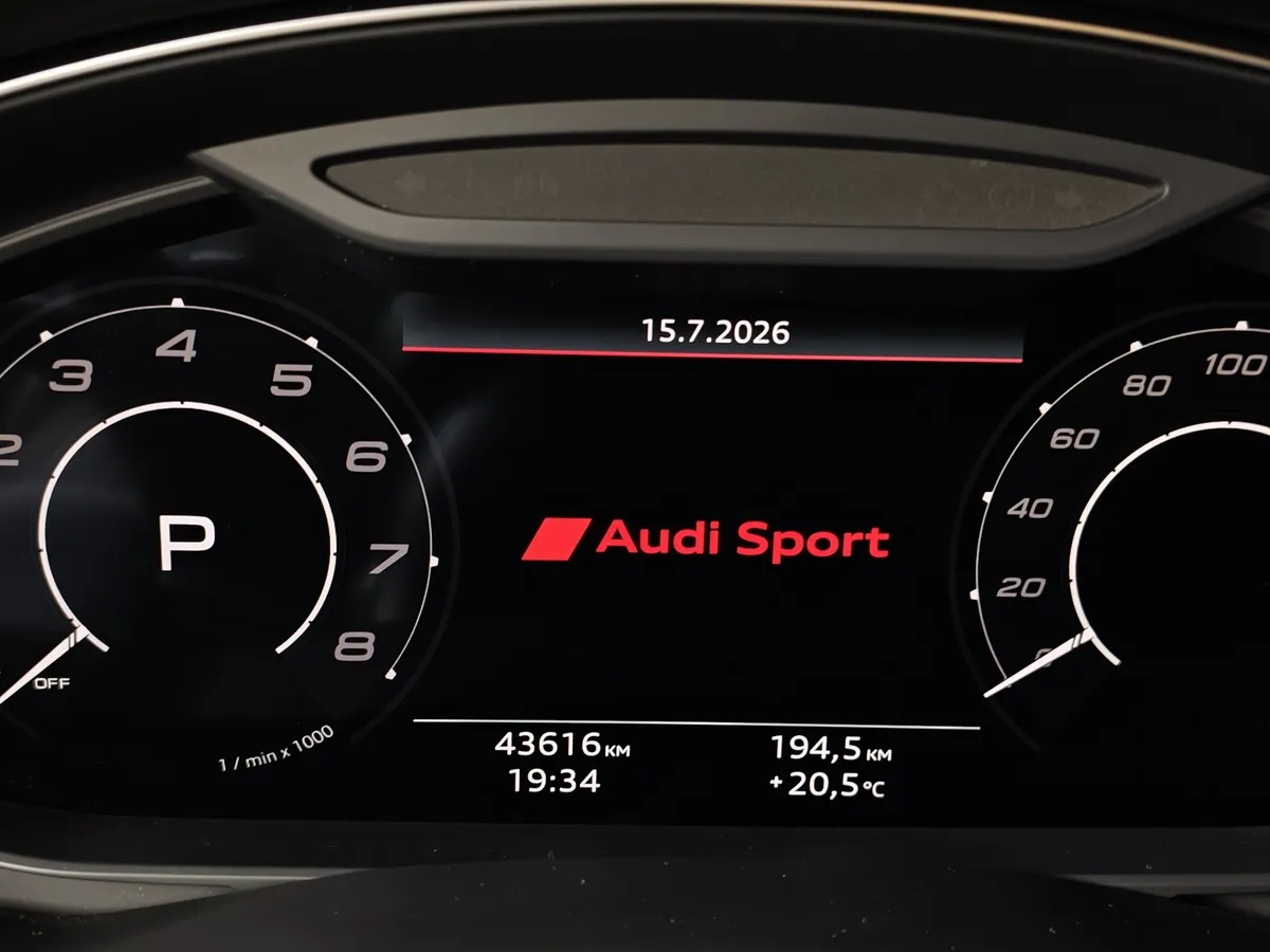 Audi RS Q8 4.0 TFSI tiptronic quattro (600 л.с.) Серебристый в АВИЛОН. Слайд №16