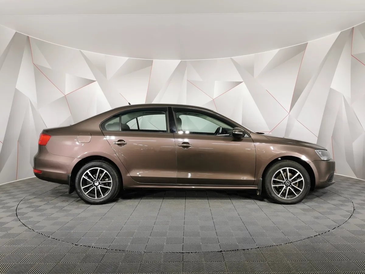 Volkswagen Jetta 1.4 TSI DSG (122 л.с.) Highline Коричневый в АВИЛОН. Слайд №6