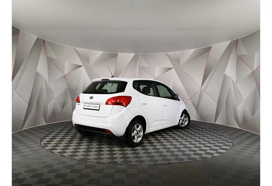 Kia Venga 1.6 AT (125 л.с.) Белый в АВИЛОН. Слайд №2