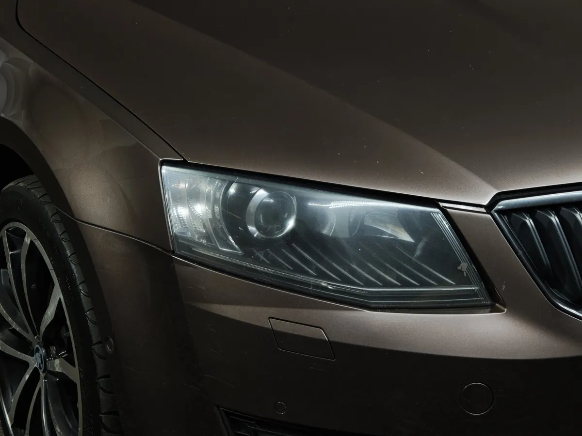 Skoda Octavia 1.8 TSI DSG (180 л.с.) Коричневый в АВИЛОН. Слайд №9