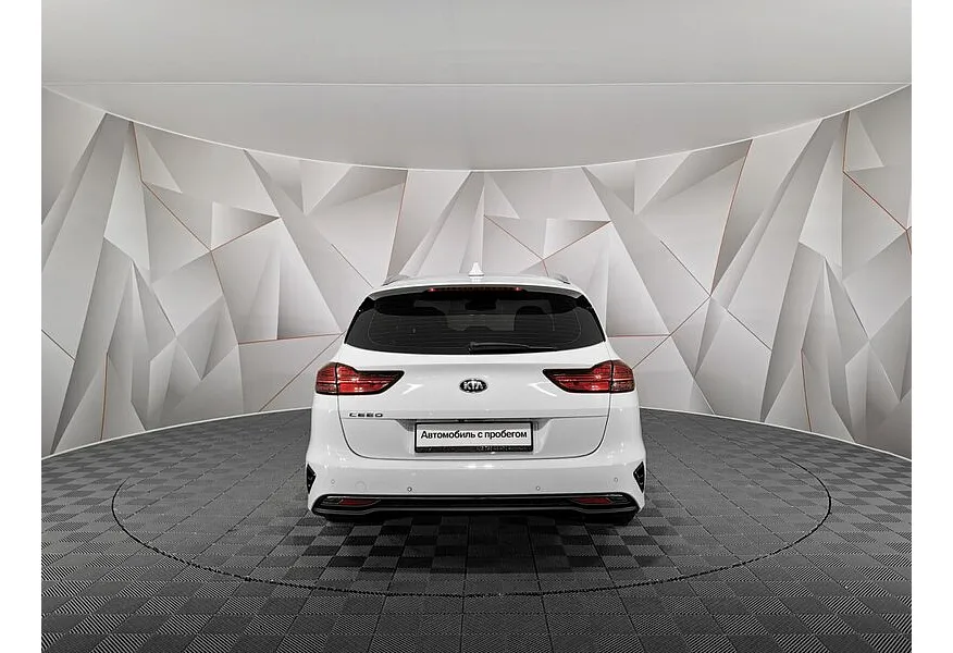 Kia Ceed 1.6 CRDi AMT (136 л.с.) Белый в АВИЛОН. Слайд №8