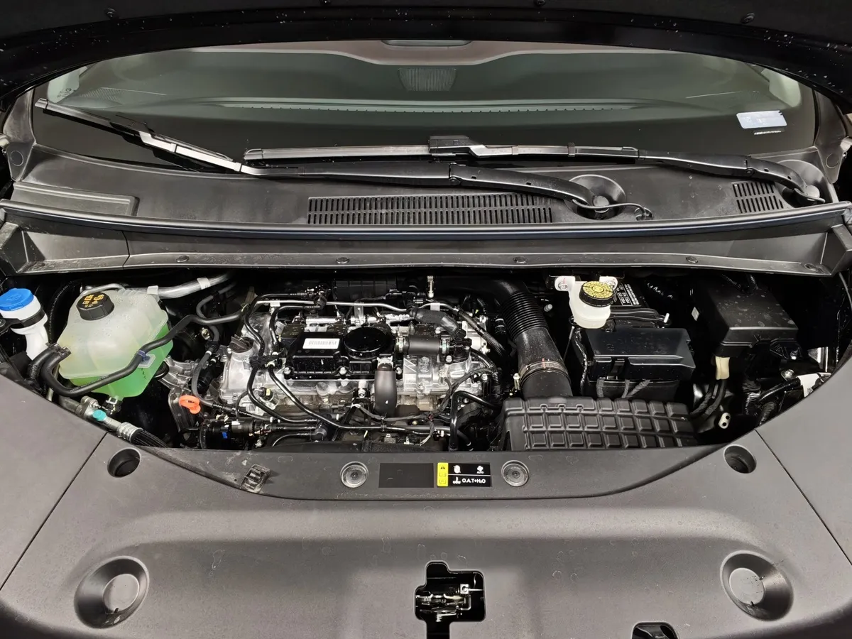 GAC M8 2.0T AT (231 л.с.) 4 места Master Edition Черный в АВИЛОН. Слайд №11