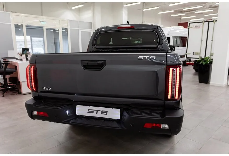 Sollers ST9 2.0G 8AT AWD (224 л.с.) Ultimate Серый в АВИЛОН. Слайд №6