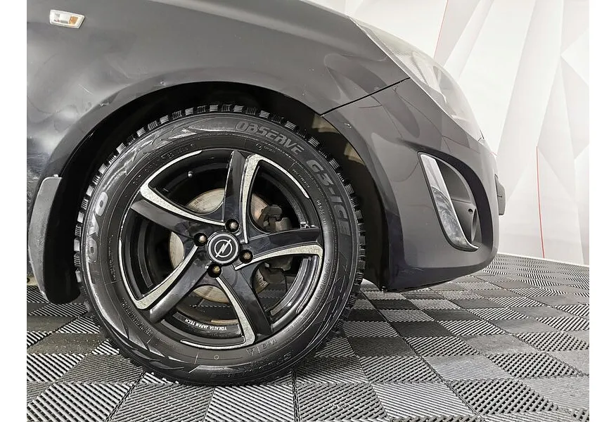 Opel Corsa 1.4 AT (101 л.с.) Черный в АВИЛОН. Слайд №9