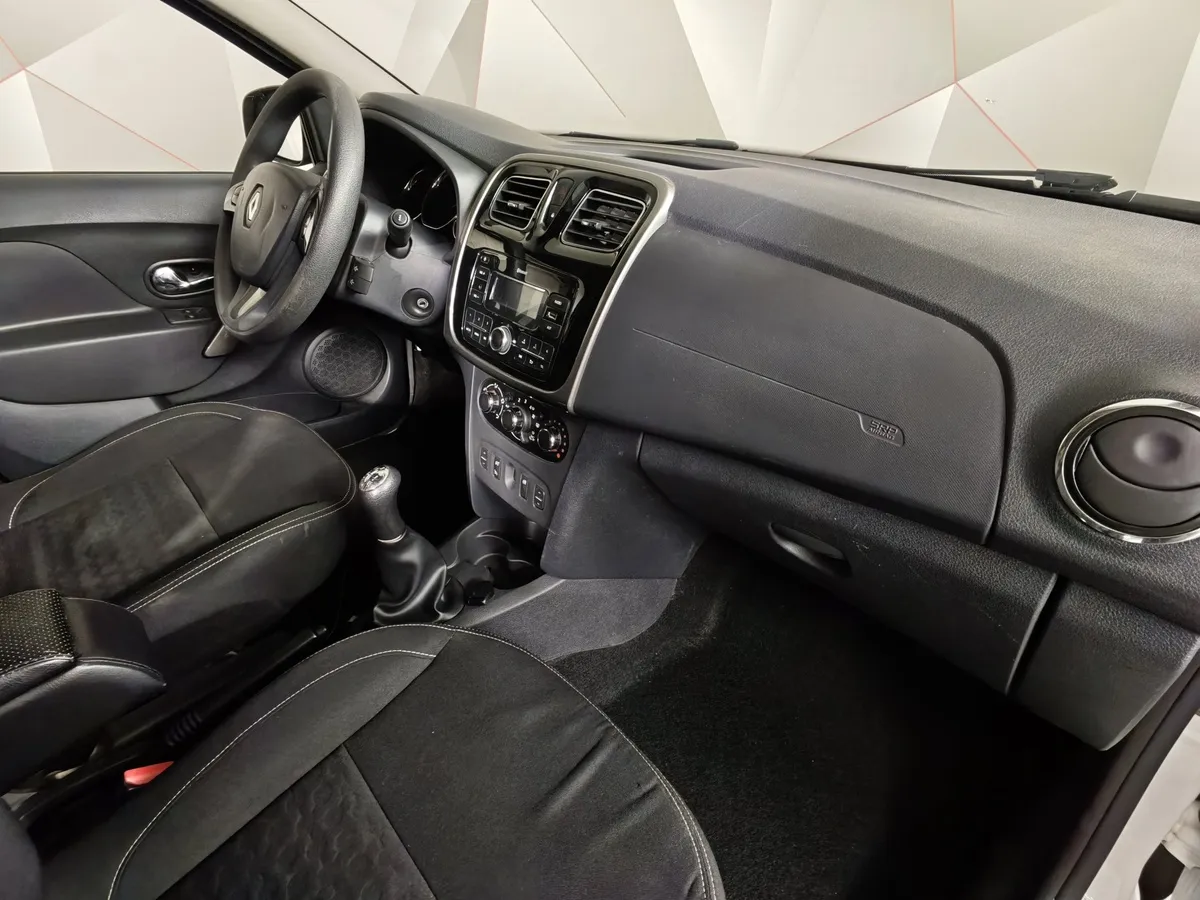Renault Logan 1.6 MT (87 л.с.) Белый в АВИЛОН. Слайд №12