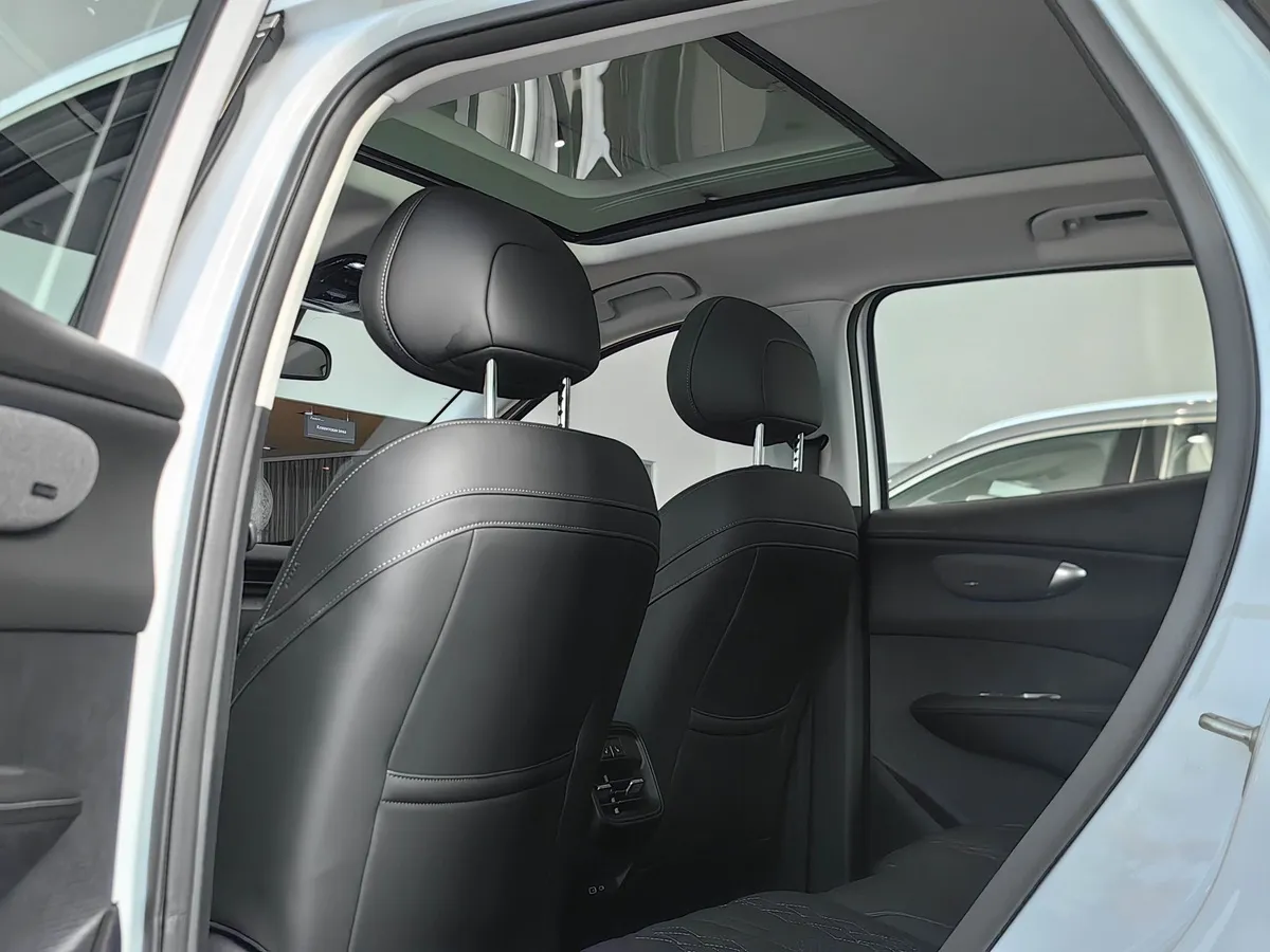 TENET Plus L6 1.5T 6DCT 2WD (147 л.с.) Ультра Белый в АВИЛОН. Слайд №11