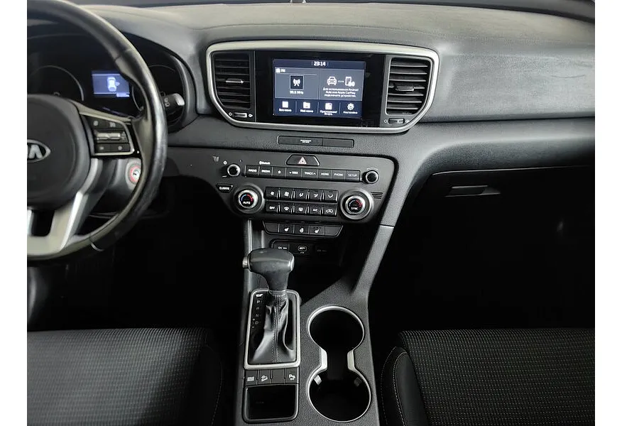 Kia Sportage 2.0 AT (150 л.с.) Luxe Белый в АВИЛОН. Слайд №15