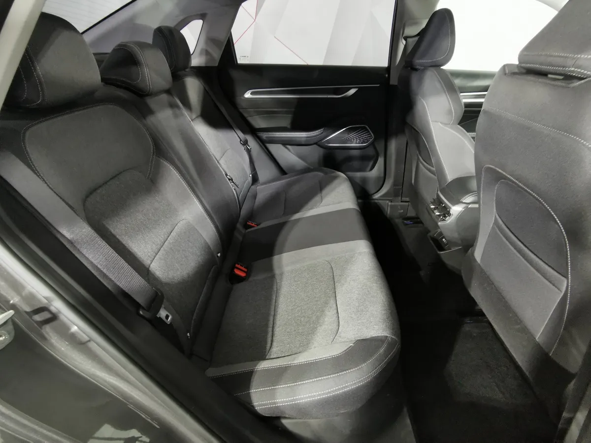 Geely Emgrand 1.5 AT 2WD (122 л.с.) Comfort Серый в АВИЛОН. Слайд №15