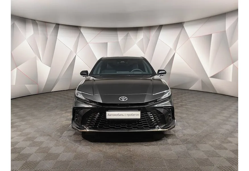Toyota Camry 2.0h CVT (197 л.с.) Sport Plus Черный в АВИЛОН. Слайд №7