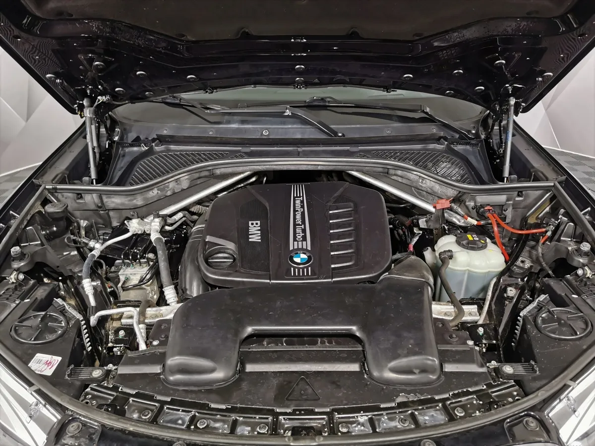 BMW X5 xDrive30d Steptronic (249 л.с.) Черный в АВИЛОН. Слайд №10