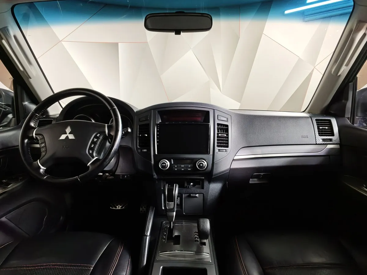 Mitsubishi Pajero 3.0 AT AWD (178 л.с.) Черный в АВИЛОН. Слайд №13