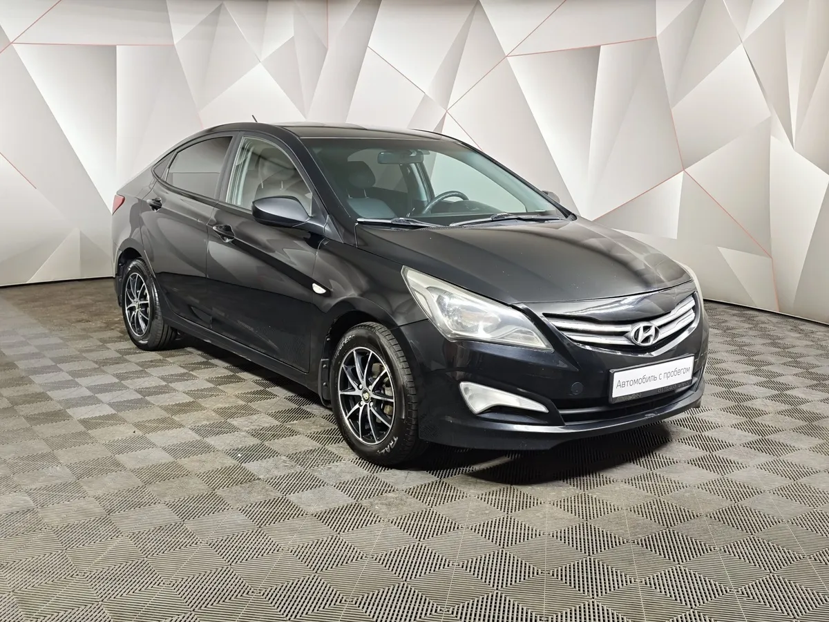 Hyundai Solaris 1.6 AT (123 л.с.) Classic Черный в АВИЛОН. Слайд №3